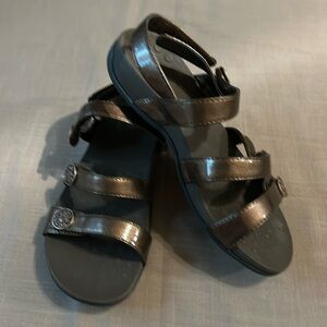 Vionic sandals